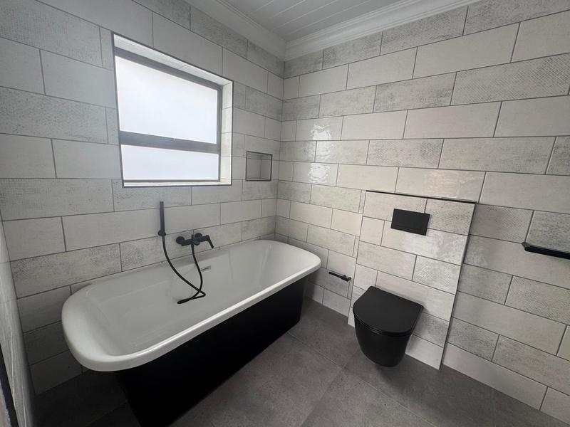3 Bedroom Property for Sale in Dana Bay Western Cape